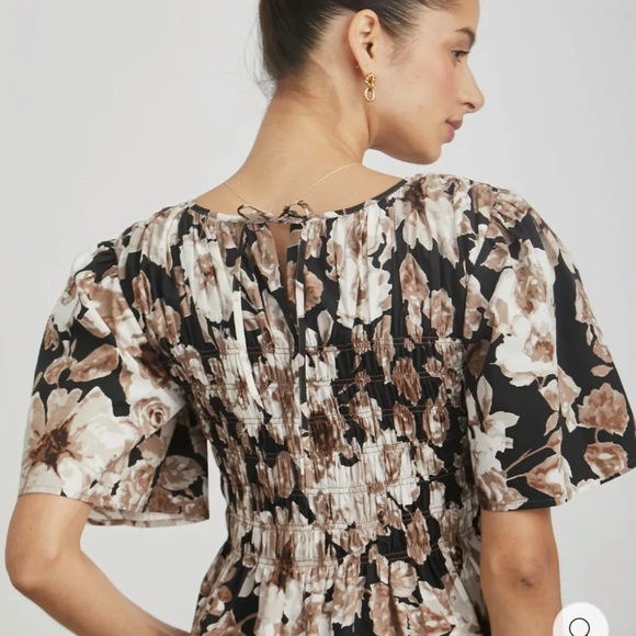 Rails Rosie Floral Smocked Peplum Short Sleeve Top In Sepia Roses Brown Size XS - Picture 3 of 11